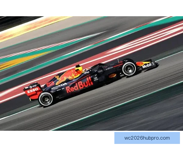 F1赛季精彩回顾：红牛再次称霸，梅赛德斯迎来挑战新机遇