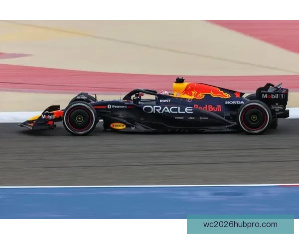 F1赛季最新动态：车队战绩激烈竞争与赛车技术革新解析